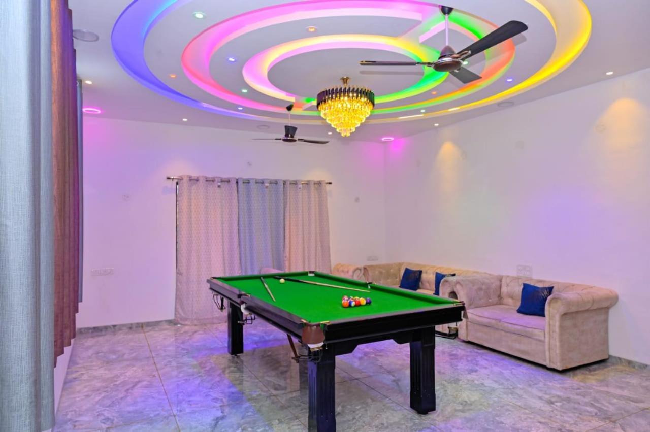 Fun Square Villa Lonavala Exterior foto